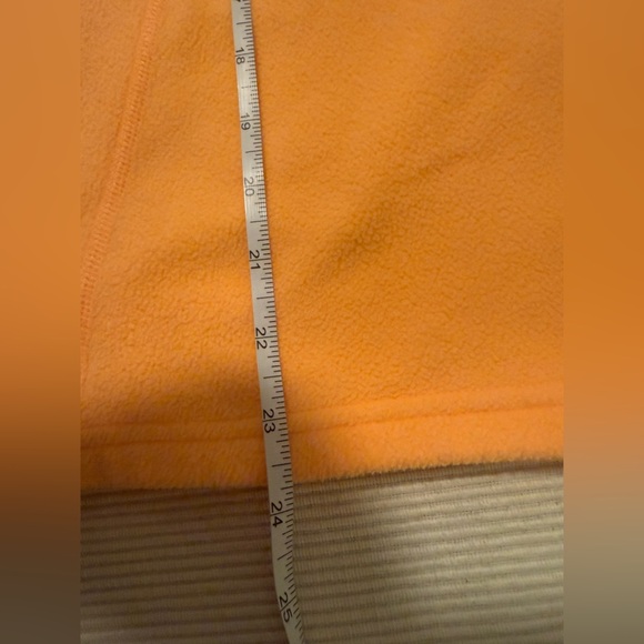 The North Face Women’s Large 1/4-Zip Fleece Pullover Orange Large - Picture 7 of 8